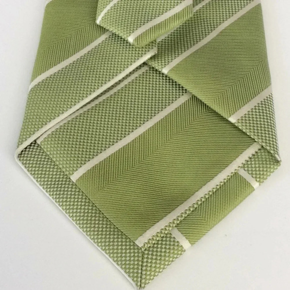 TUCCI Green & White Striped 100% Italian Silk Tie - Picture 4 of 7